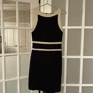 Black and cream/off-white flattering suiting dress from Mango size M 🖤🍦